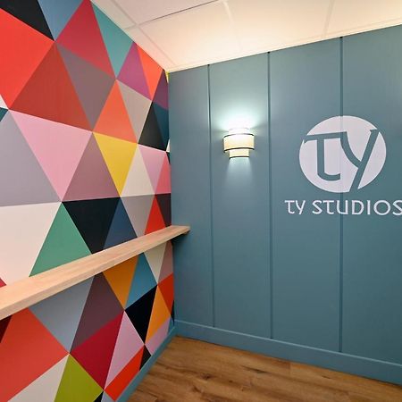 Ty Studios Hyper Centre Ville Brest Luaran gambar